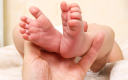 massage-pour-bebes-tXFvHY