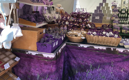 le-village-provencal-market-xI2n3H